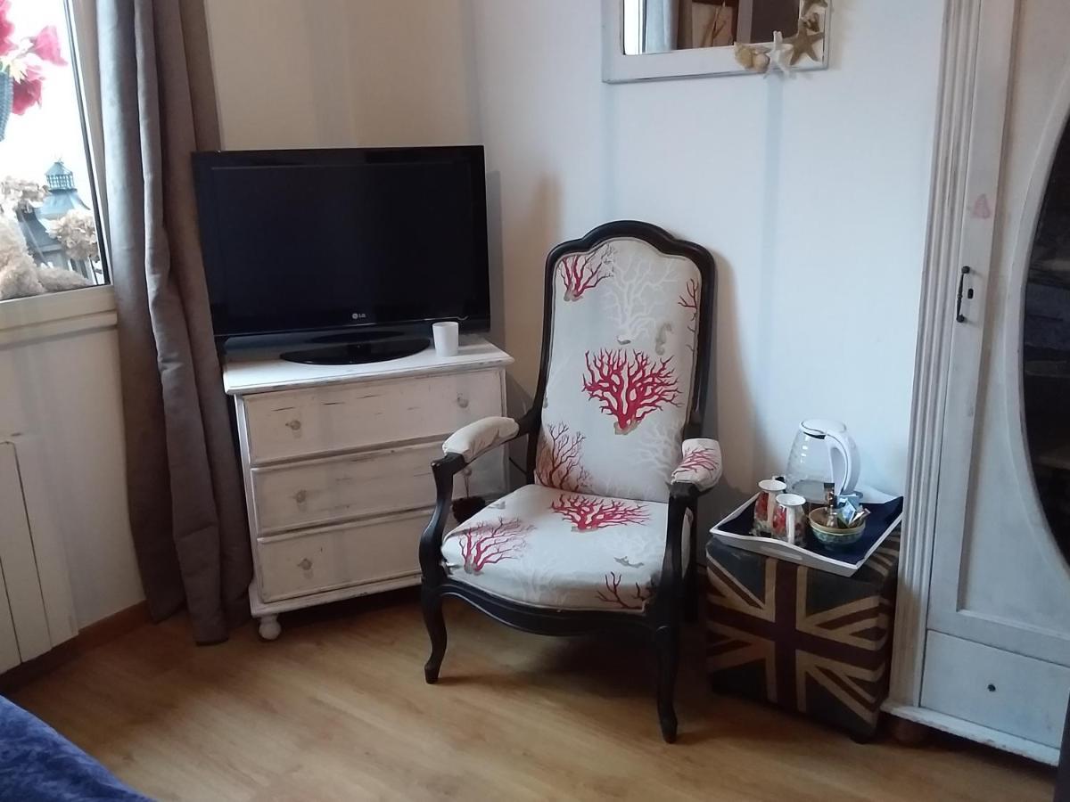 Les Bigorneaux Hotel Сен-Сюлиак Екстериор снимка